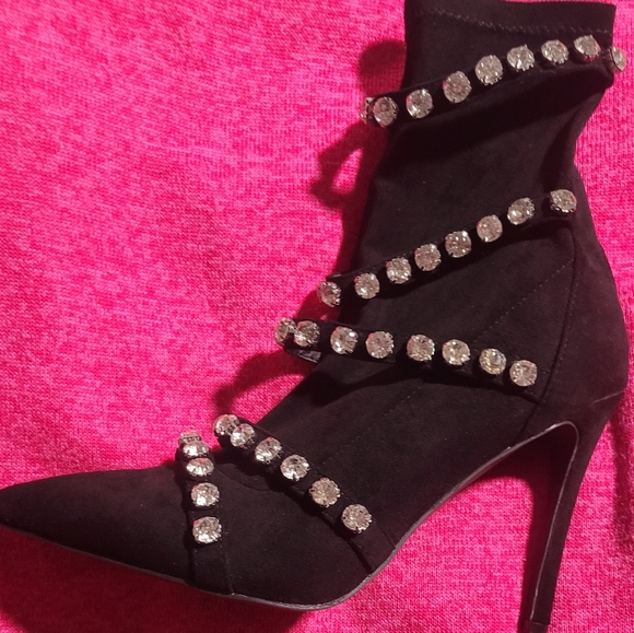Women's Boots - Picture 1 of 1